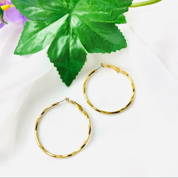 🌹CHARTER CLUB hypo allergenic gold plated round hoop earring Jewellery - Picture 2 of 7
